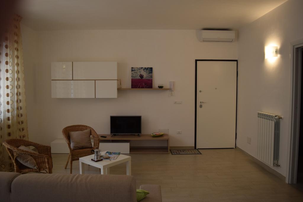 チェーリエ・メッサーピカCasa Vacanza Comfortアパートメント エクステリア 写真
